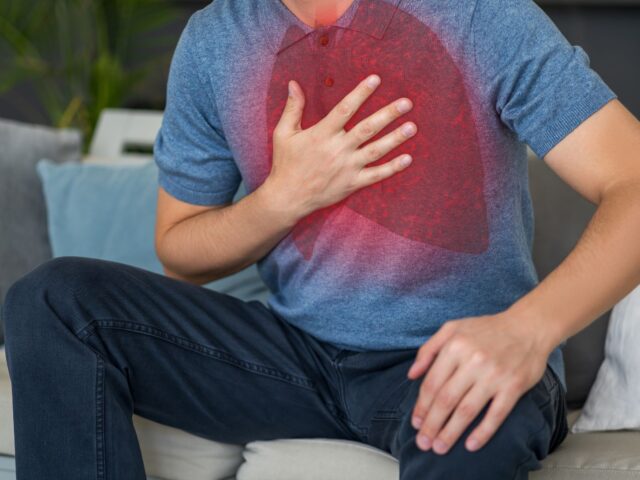 What Are The Warning Signs and Symptoms of Asthma?